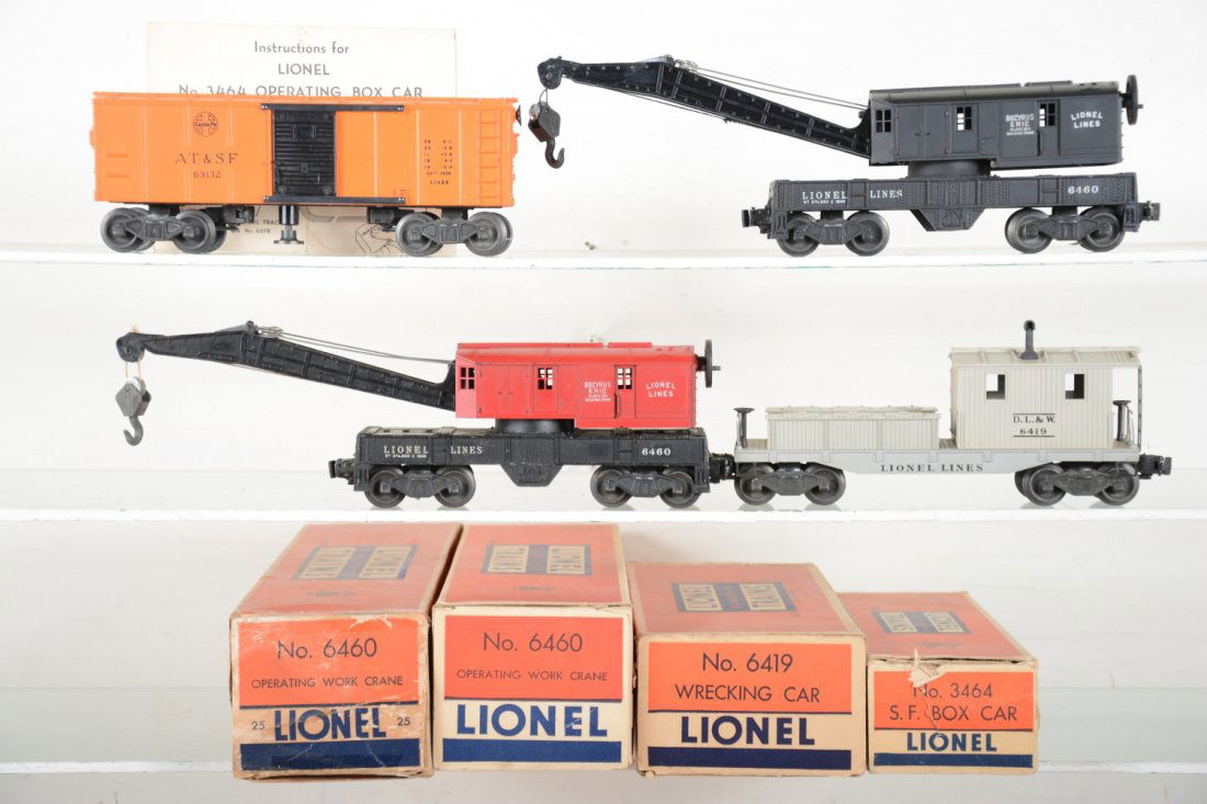 Clean Boxed Lionel Freight Cars (1 of 4)