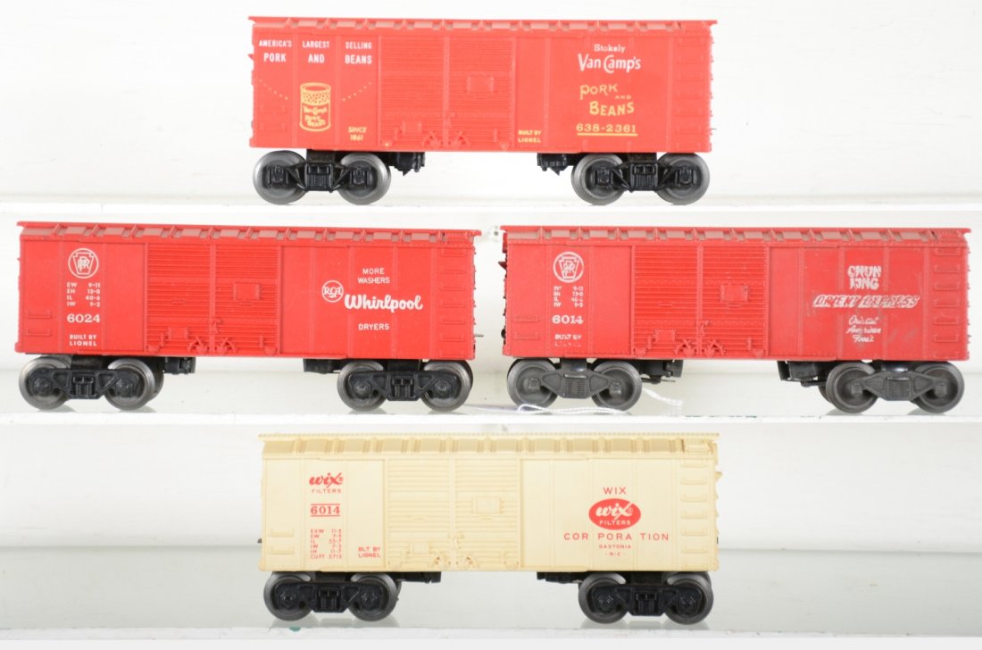 4 Scarce Lionel Plug-Door Boxcars (1 of 4)