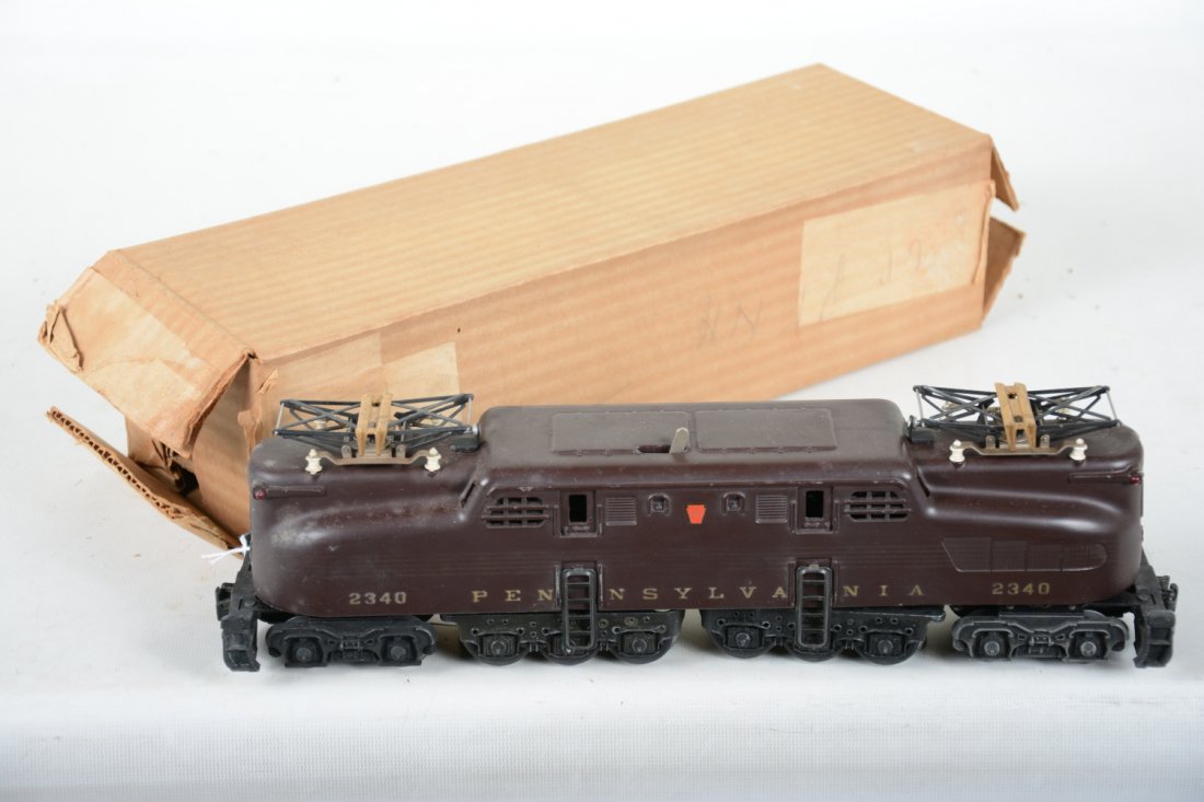 Boxed Lionel 2340 Tuscan PRR GG1 (1 of 4)