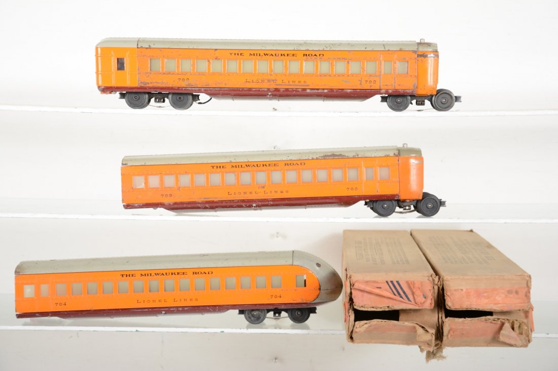Lionel Hiawatha Passenger Cars, 2 Boxed (1 of 4)