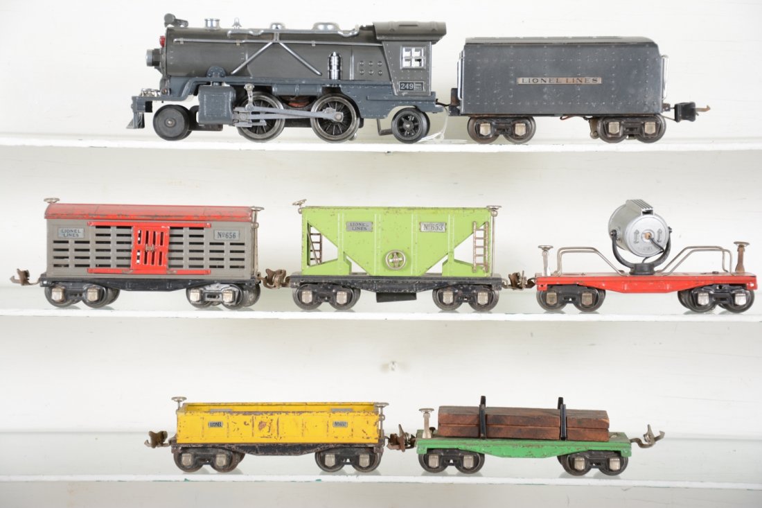 Lionel 249E Freight Set (1 of 4)