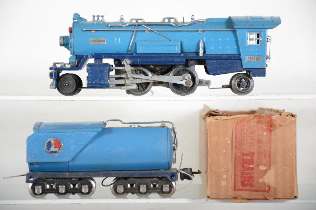 Lionel 260E Blue Comet Locomotive (1 of 4)