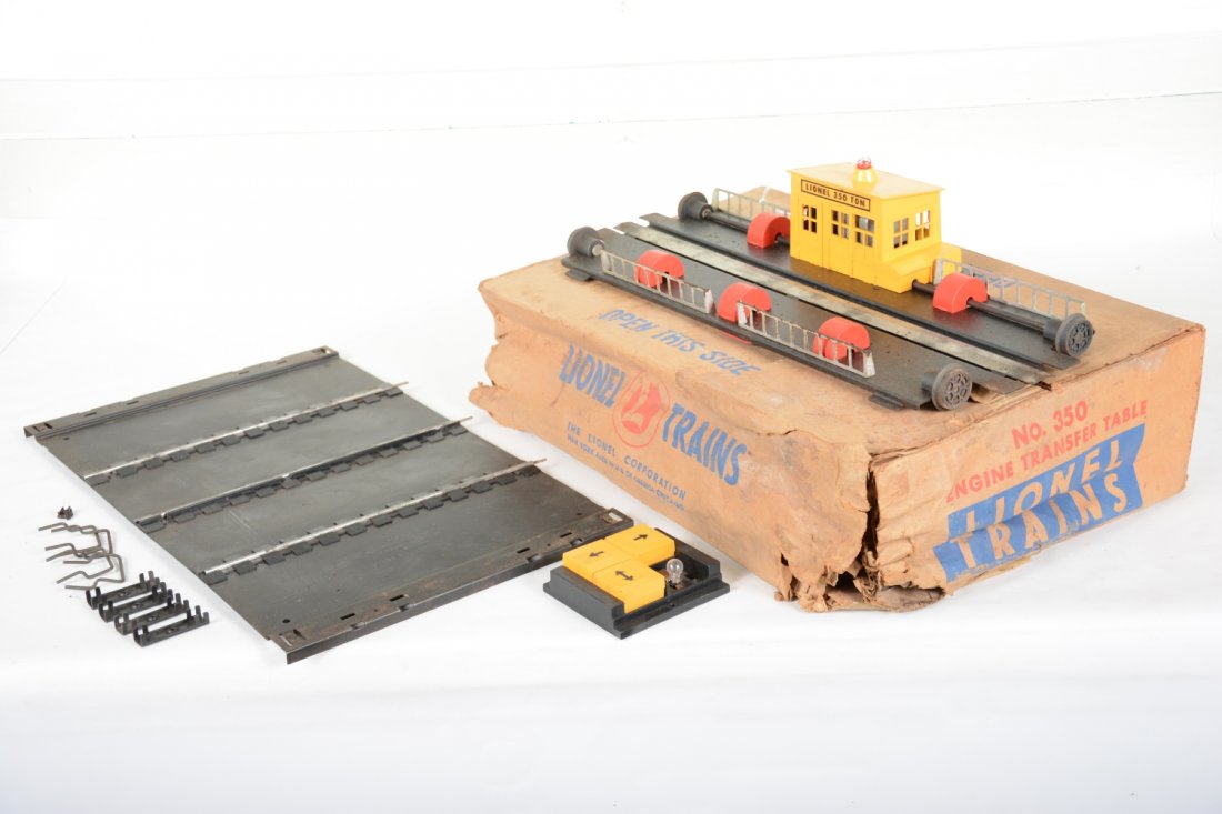 Boxed Lionel 350 Transfer Table (1 of 2)