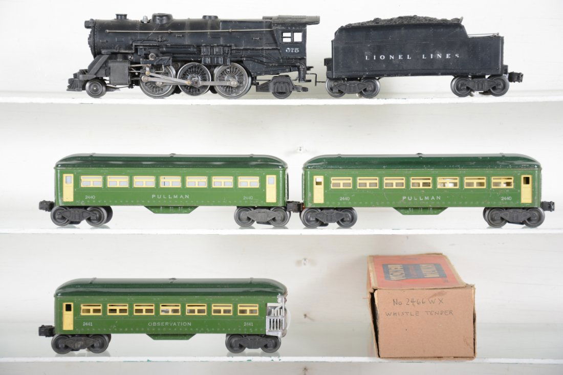 Early Lionel Passenger Set (1 of 4)