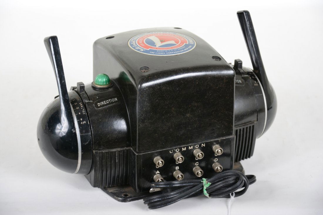 Clean Lionel ZW 257 Watt Transformer (1 of 2)