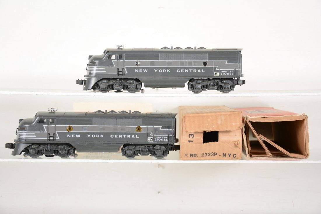 Scarce Boxed Lionel 2333 NYC F3s, Rubber Stamped (1 of 5)