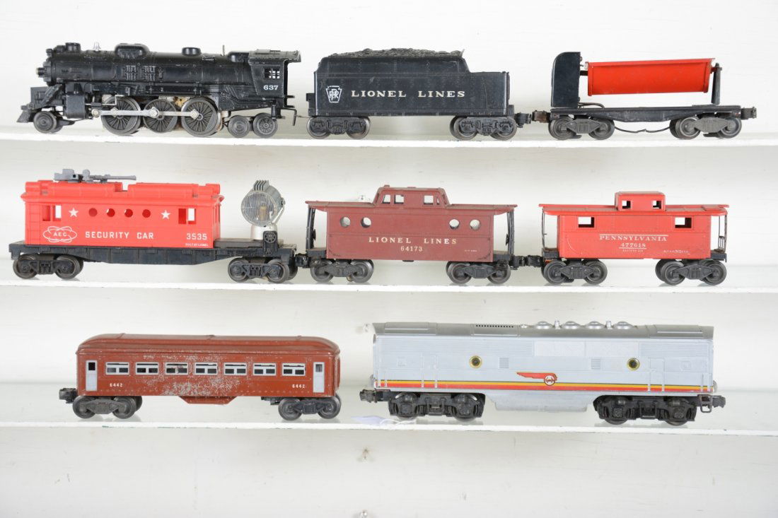 Lionel Postwar Lot (1 of 4)