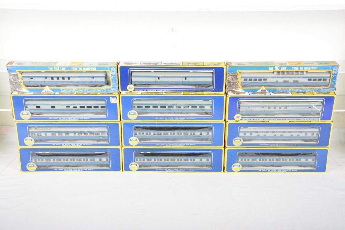 12 AHM RivaRossi HO B&O Passenger Cars (1 of 2)