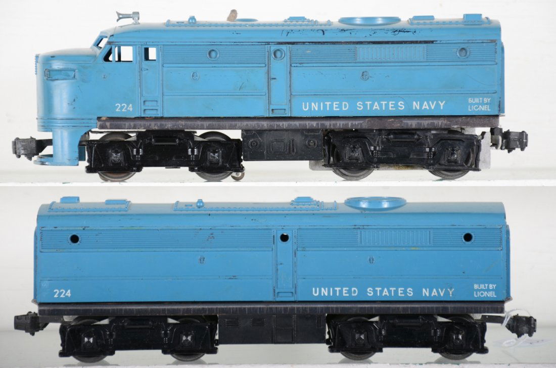 Lionel 224 Navy Alco AB Diesels (1 of 4)