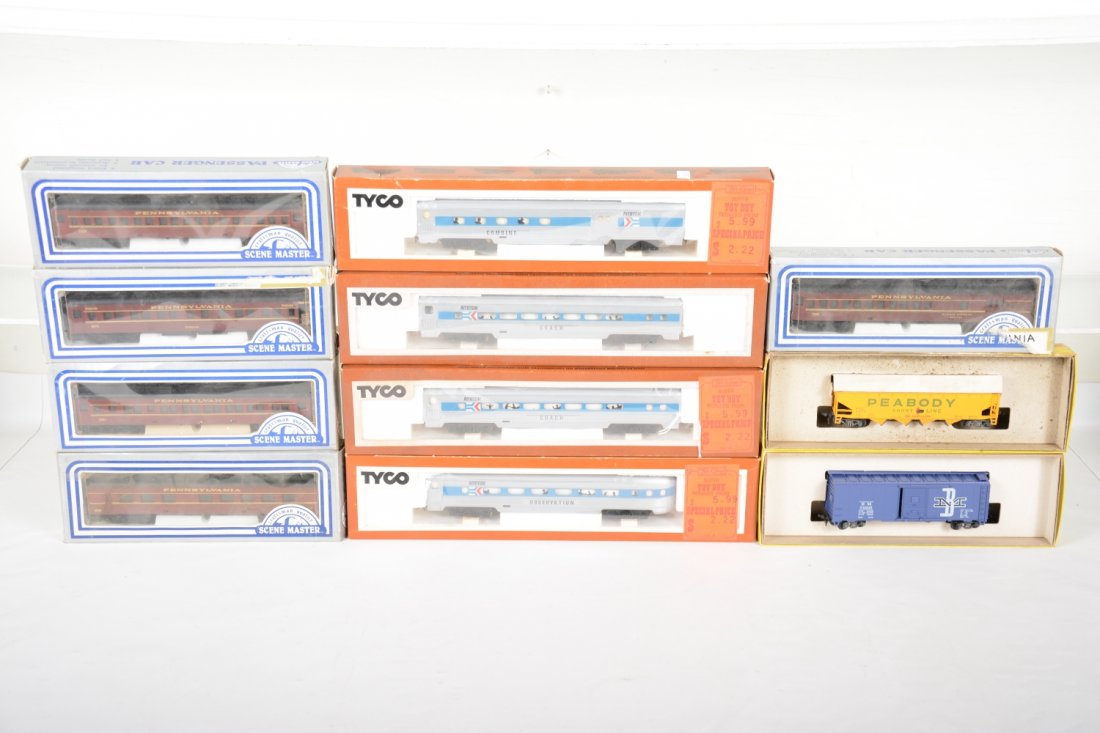 Boxed HO Rolling Stock Lot (1 of 2)