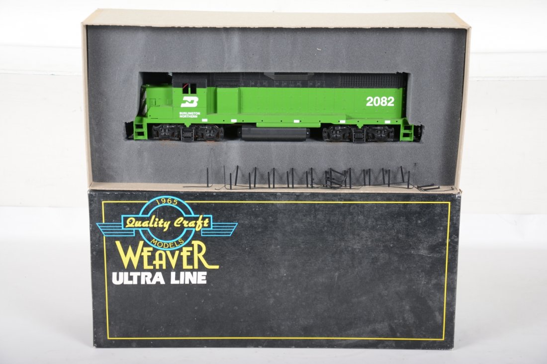 Weaver Ultraline Burlington GP38-2 Diesel (1 of 2)