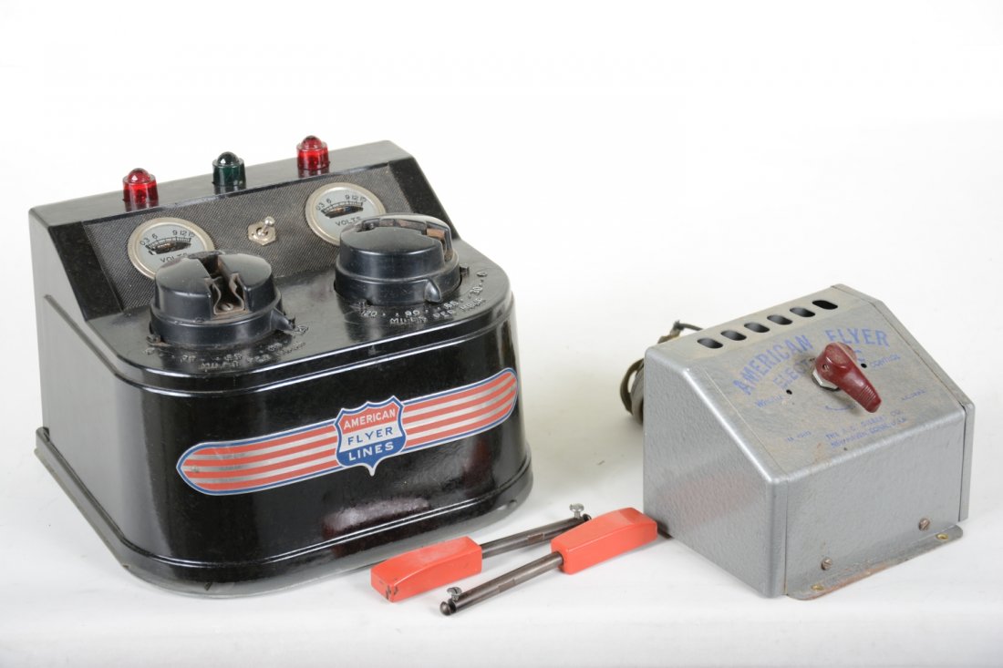 American Flyer 30B 300 Watt Transformer, Plus (1 of 2)