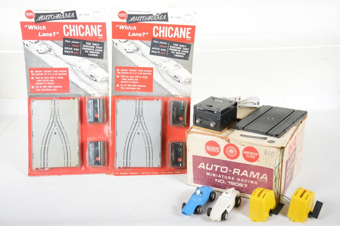 American Flyer 1:32 Auto-Rama Lot (1 of 2)