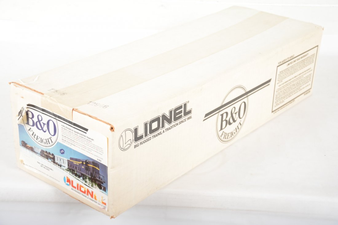 Sealed Lionel 1652 B&O Diesel Freight Set (1 of 2)