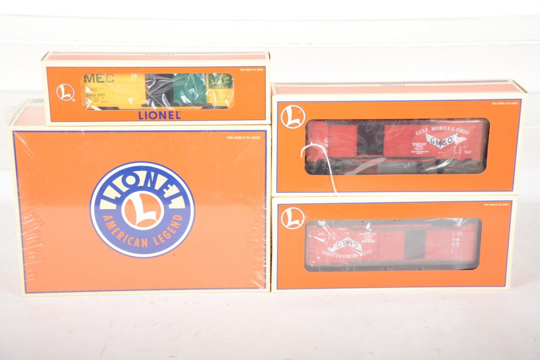 Lionel Boxcars (1 of 2)
