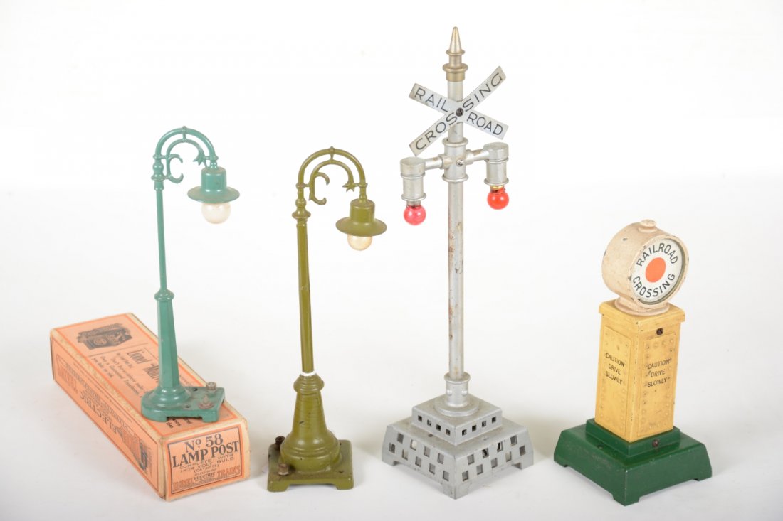 Lionel 79, Boxed 58, 87 & 59 Accessories (1 of 2)