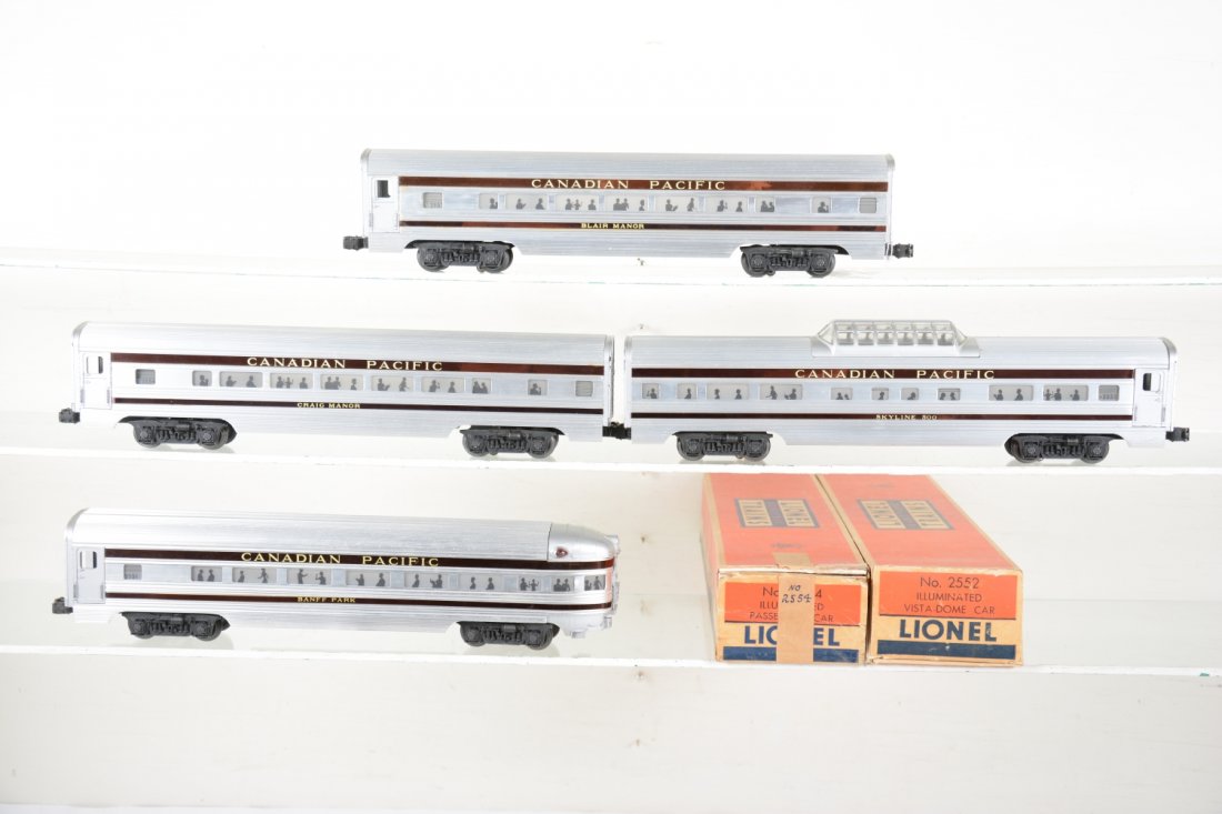 Lionel Canadian Pacific Passenger Cars (1 of 4)