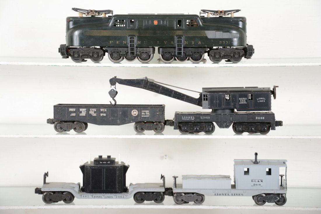 Lionel 2332 GG1 Freight Set (1 of 4)