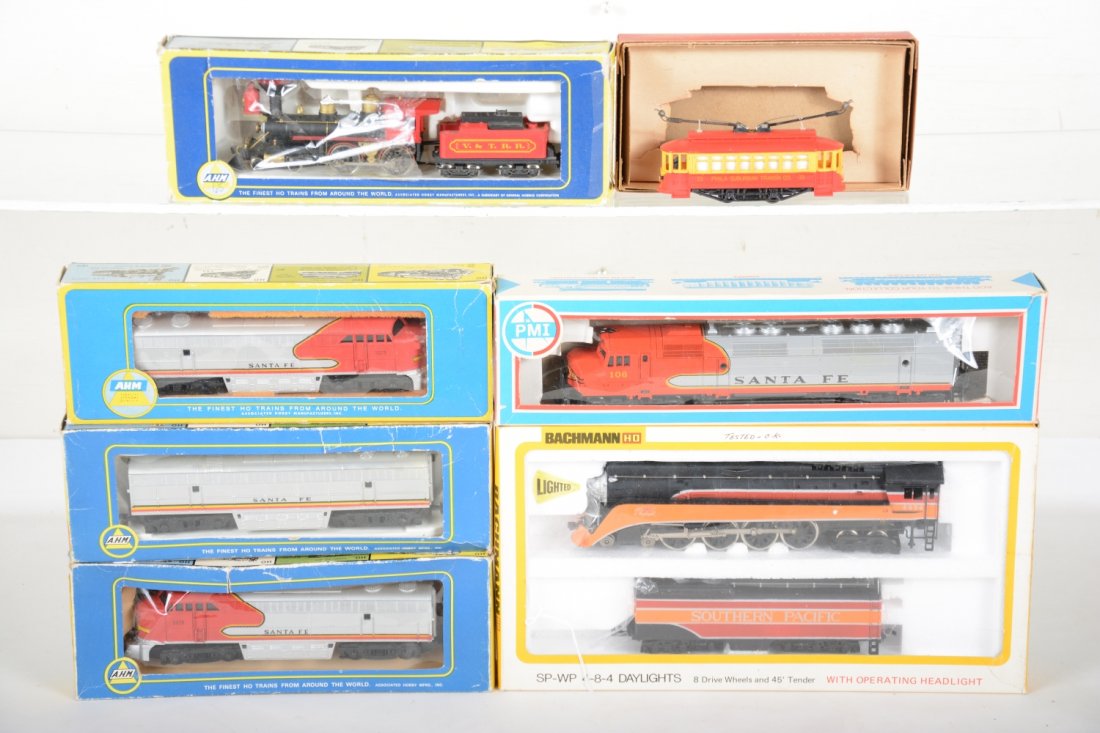 Boxed HO Locomotives (1 of 2)