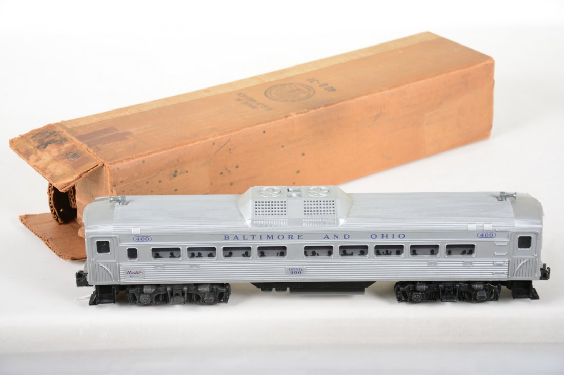 Boxed Lionel 400 RDC-1 Budd Diesel: Clean MU powered coach, showing moderate playwear with clean battery box, ob with insert & wrap, C7-7+