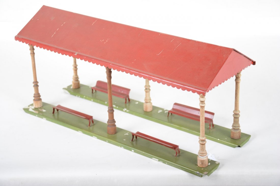 Ives 117 Covered Platform (1 of 2)