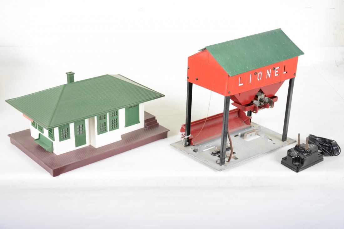 Unusual Lionel 497 & 133 Accessories (1 of 2)