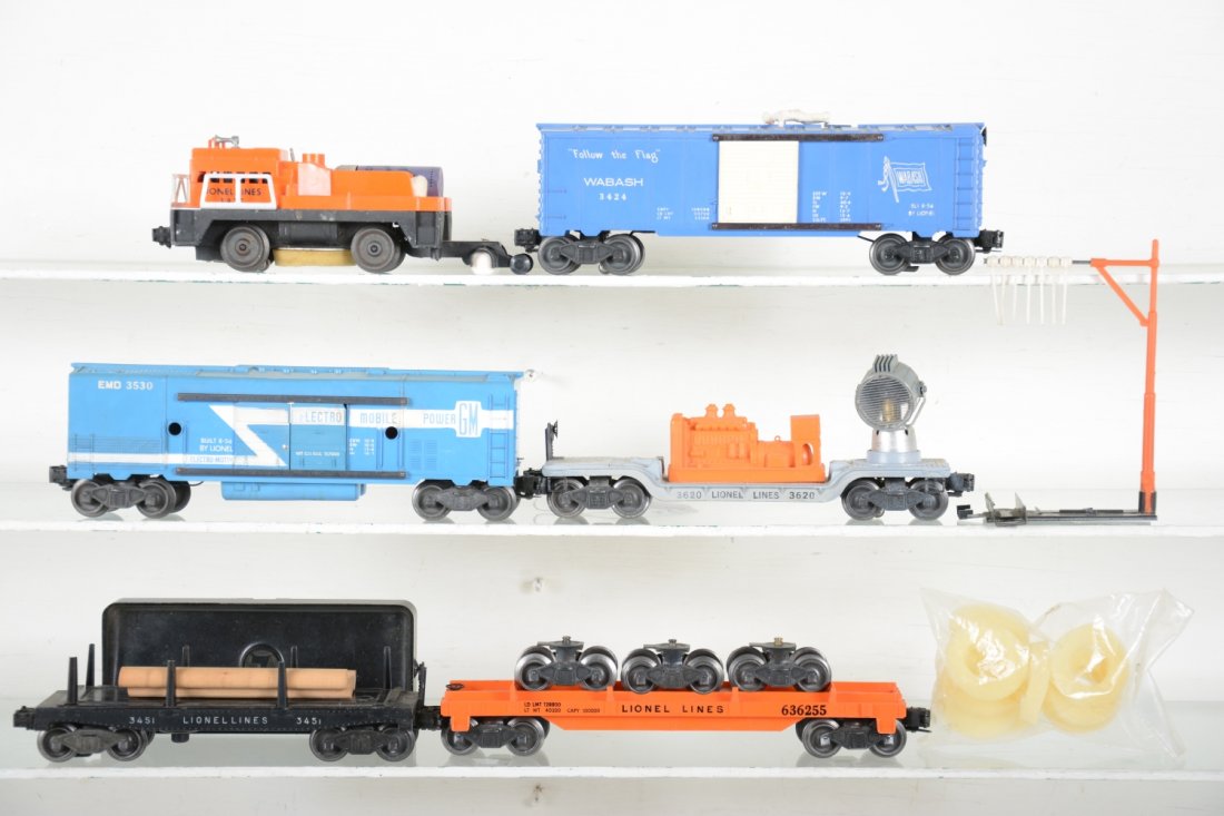 Clean Lionel Freight Cars (1 of 4)