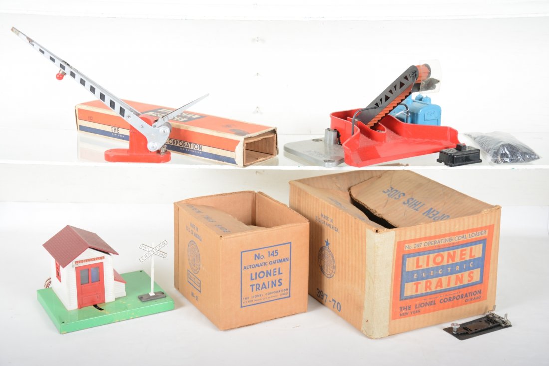 Boxed Lionel 397, 152 & 145 Accessories (1 of 2)