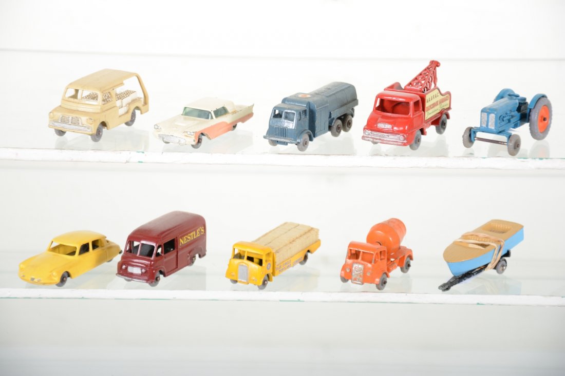 Loose Matchbox Gray Wheels (1 of 3)