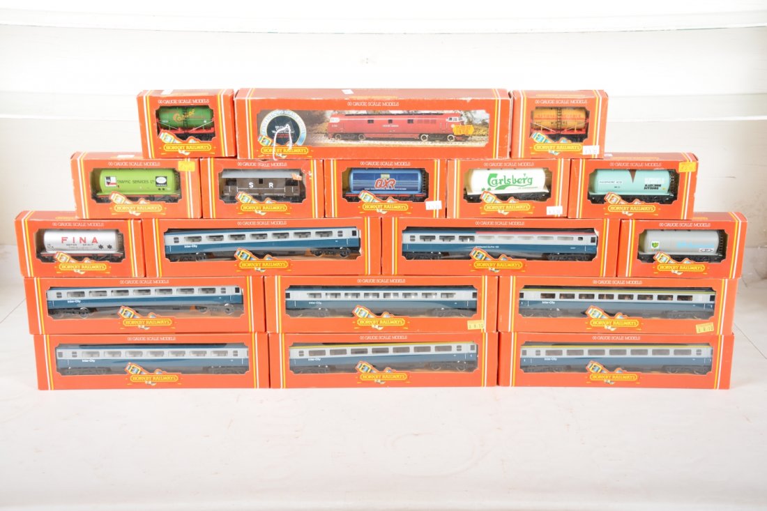 Boxed Hornby 00 Freight & Passenger Train (1 of 2)