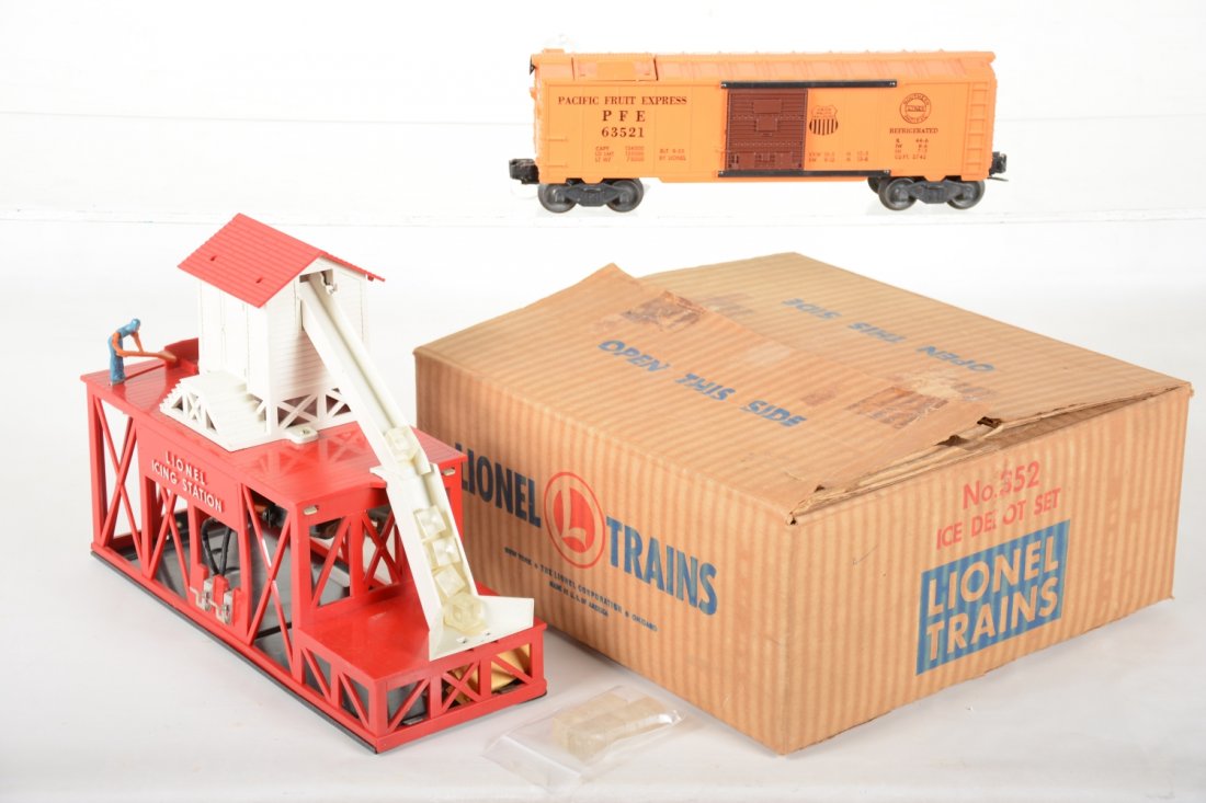 Scarce Boxed Lionel 452 Icing Station (1 of 5)