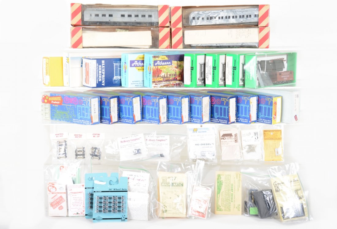 HO Unbuilt Kits and Parts Lot (1 of 2)