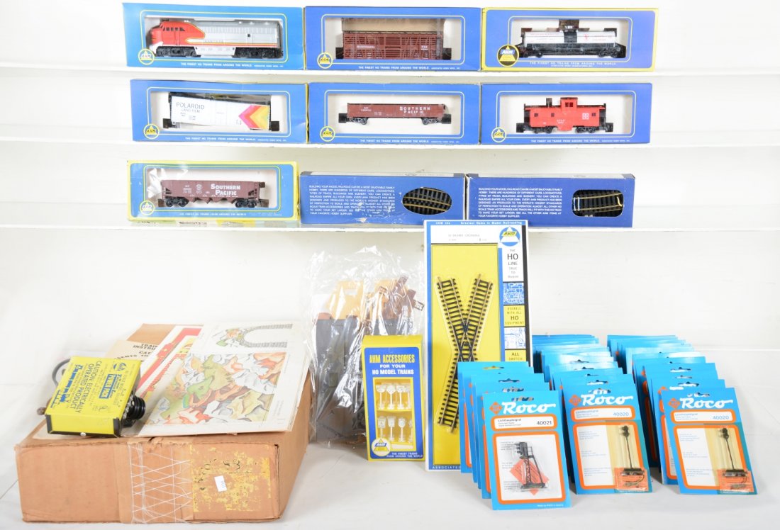 ROCO & AHM HO Lot (1 of 2)