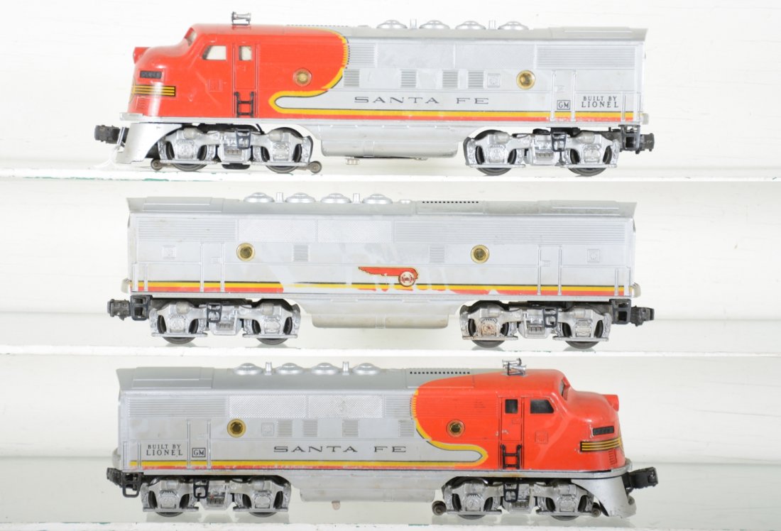 Lionel 2353 SF F3 ABA Diesels: Clean shells, though dummy has some touch-up on nose. The battery box is clean and the silver is brighter than usual. They show moderate playwear, otherwise appear C6+-7