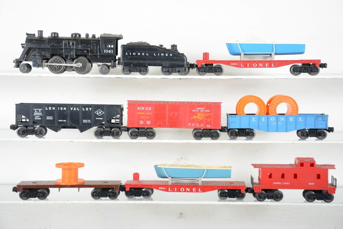 Lionel 1061 Steam Freight Set (1 of 4)
