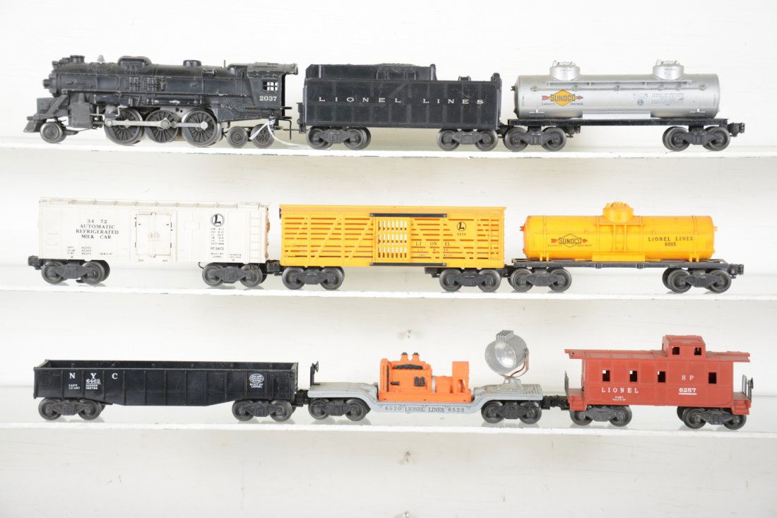 Lionel 2037 Steam Freight Set (1 of 4)