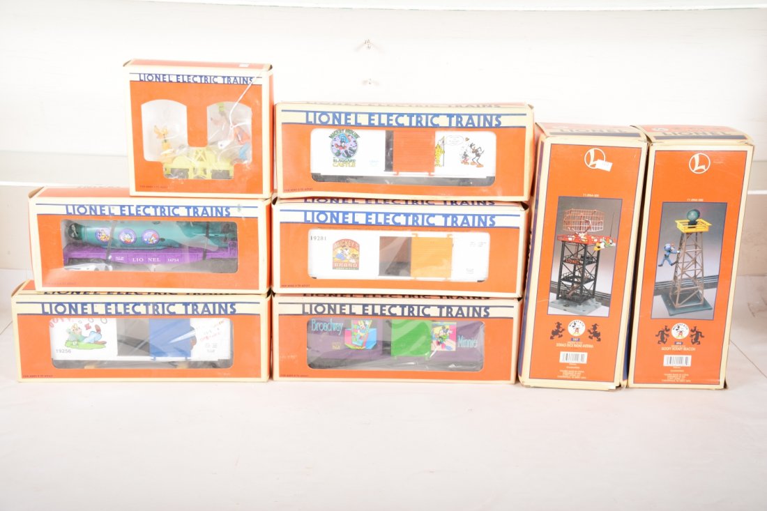 Lionel Disney Cars & Accessories (1 of 2)