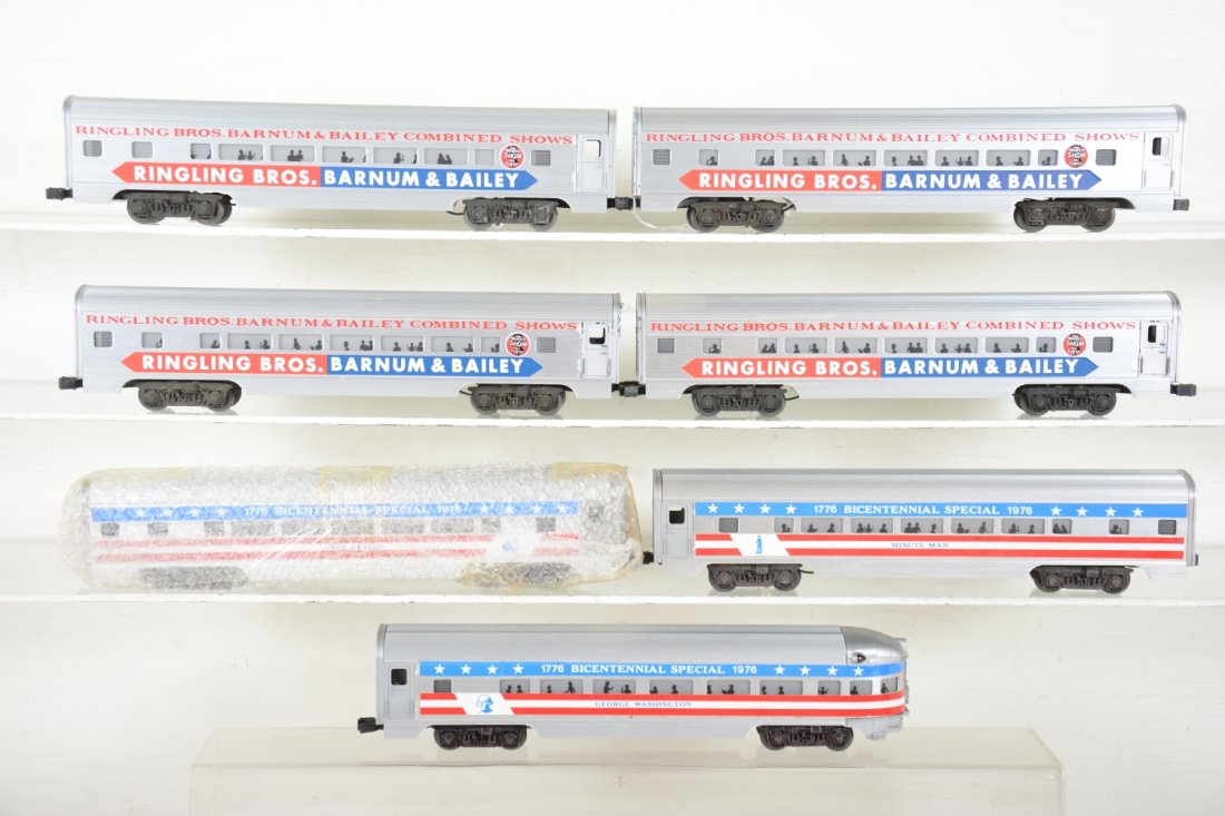 Williams Aluminum Streamline Passenger Cars (1 of 4)