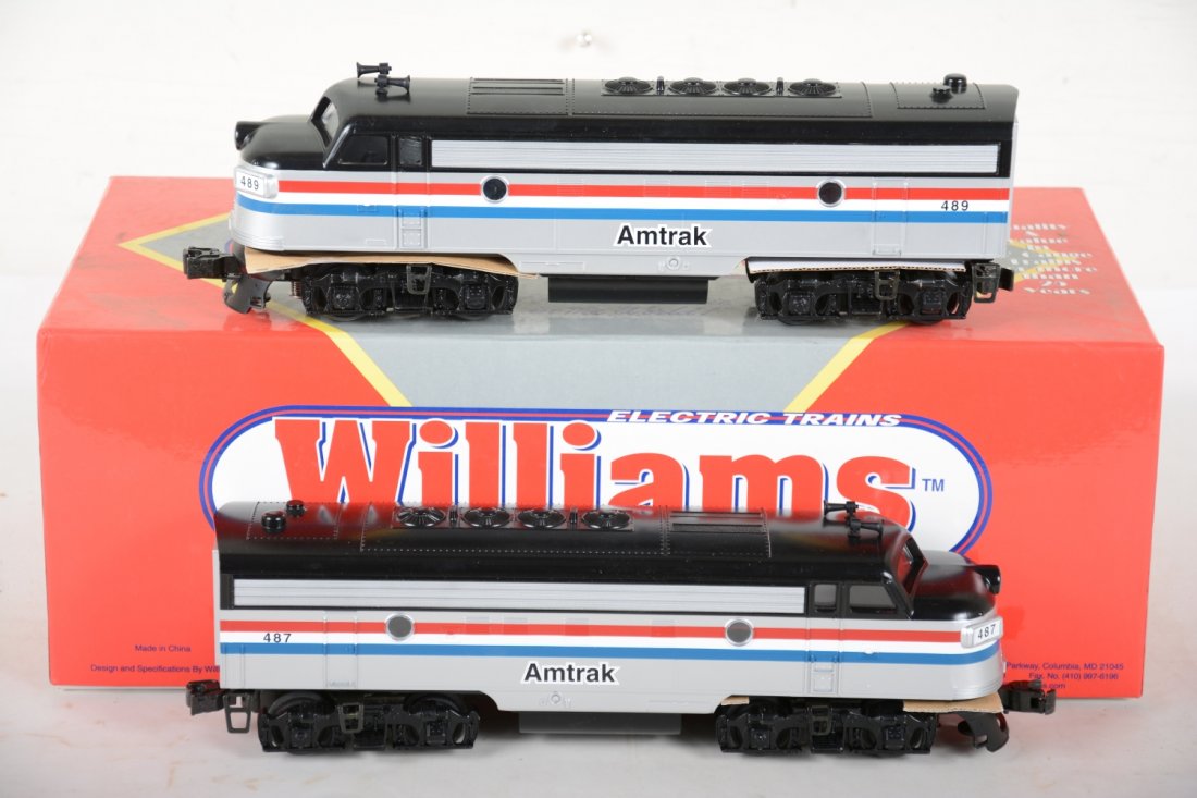 Williams Amtrak F7-100 AA Diesels (1 of 2)