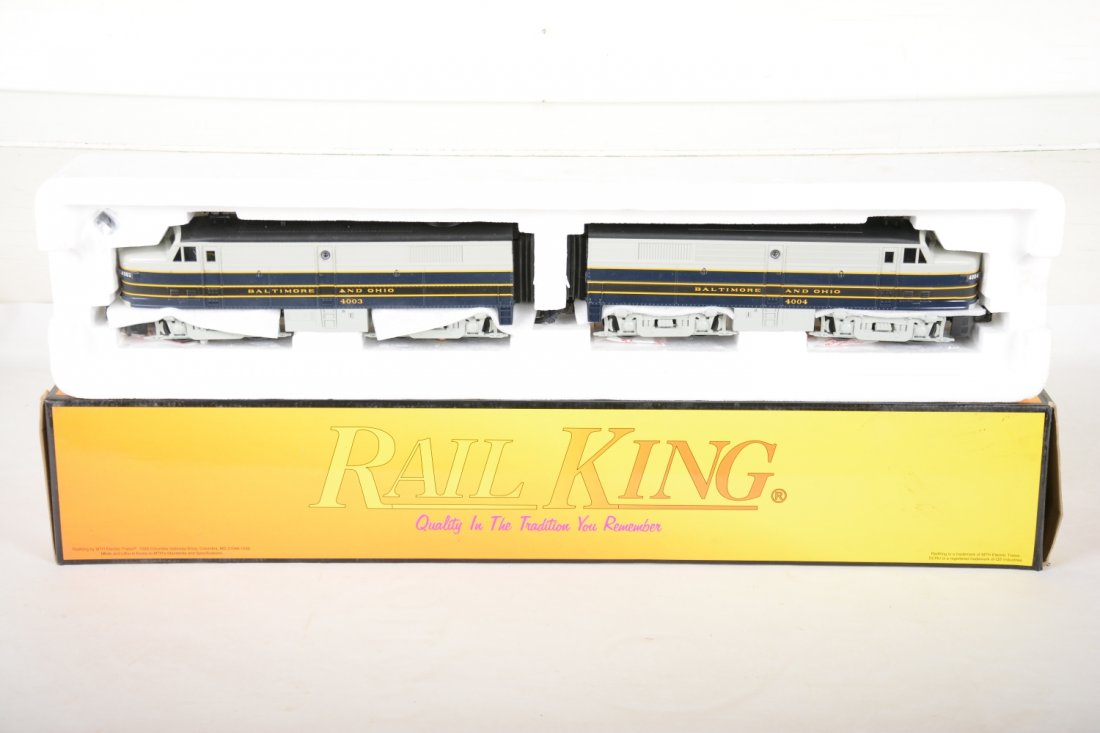 MTH RailKing 30-2174-1 B&O F3 AA Diesel (1 of 2)