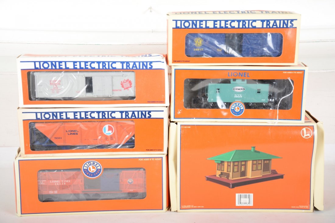 Lionel Modern Lot (1 of 2)