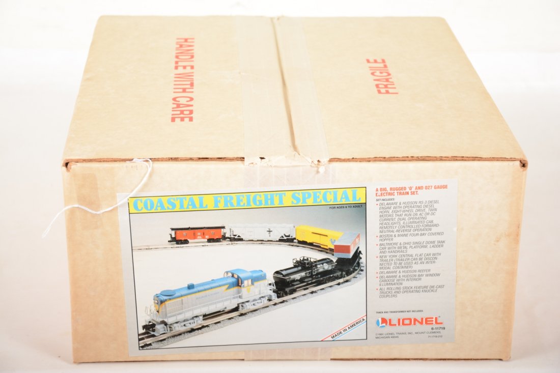 Mint Lionel 11719 Coastal Freight Special Set (1 of 3)