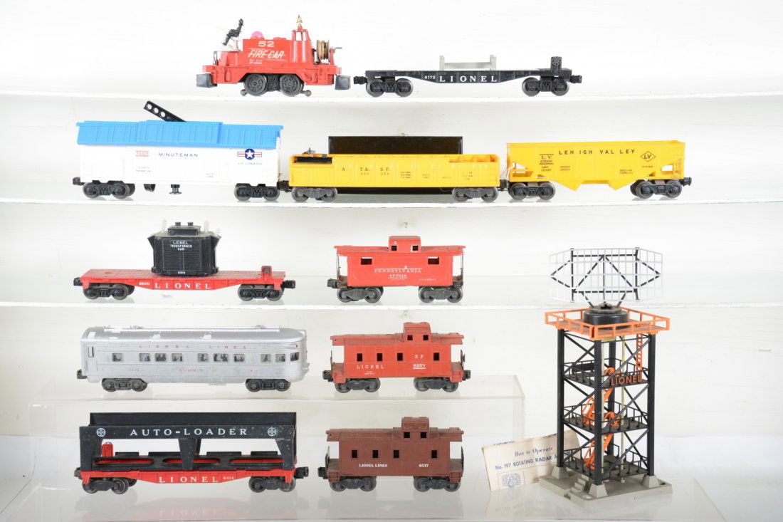 Lionel Postwar Lot (1 of 4)