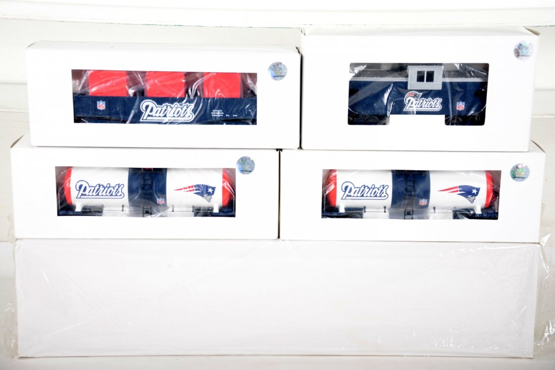 MTH New England Patriots NFL Train Set (1 of 2)