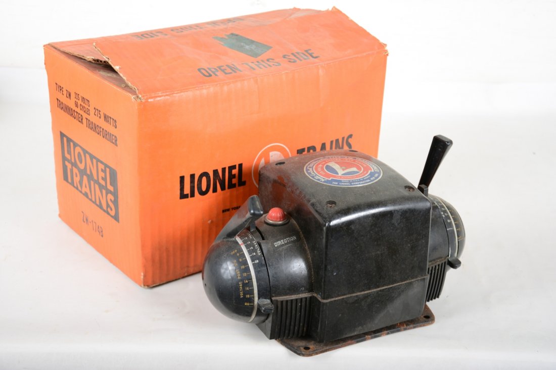 Boxed Lionel ZW 275 Watt Transformer (1 of 2)