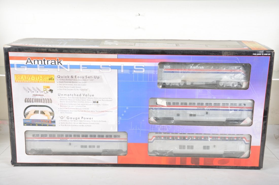 MTH RailKing 30-4018-1 Amtrak Genesis (1 of 2)