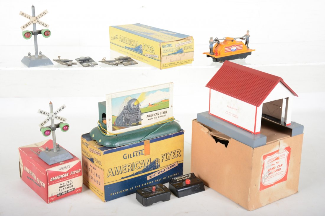 Boxed American Flyer Accessories (1 of 2)