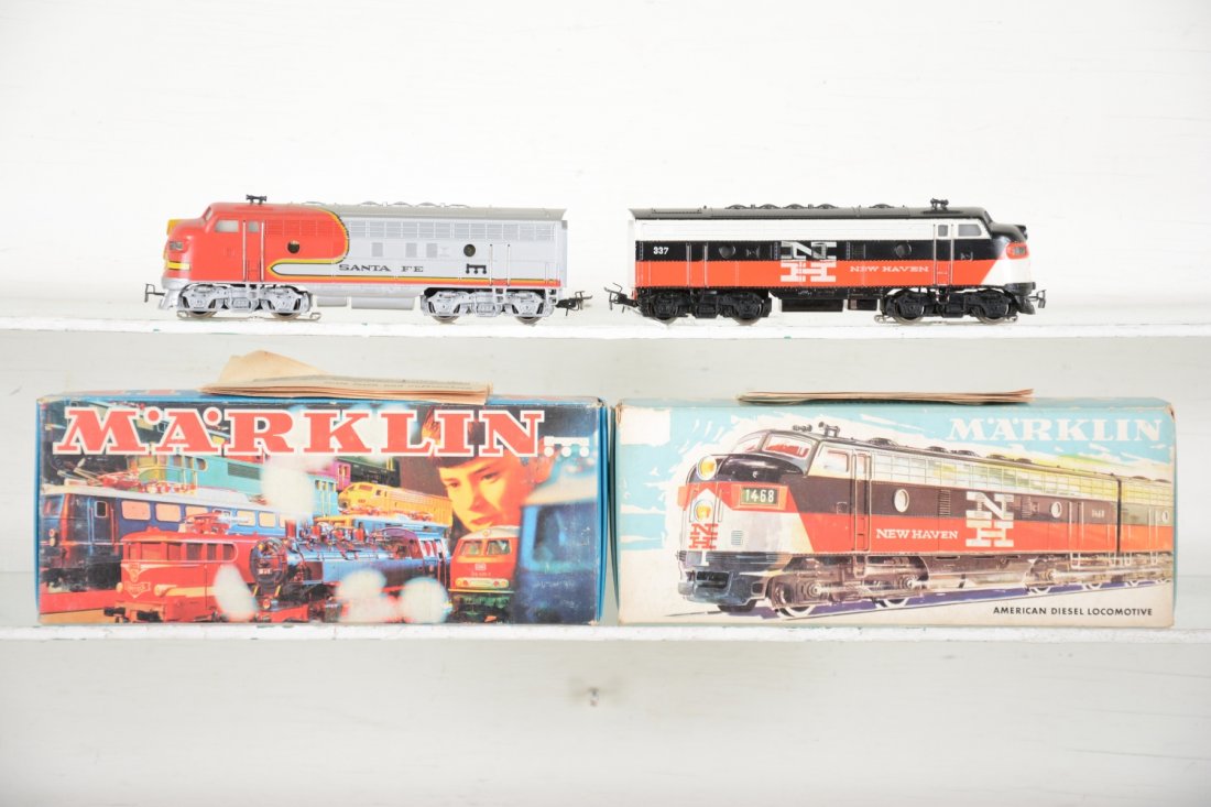 Marklin HO 3060 & 3062 American Diesels: Includes a 3060 ATSF F7 and 3062 NH F7. They show light runtime with boxes & instructions, C7+-8+