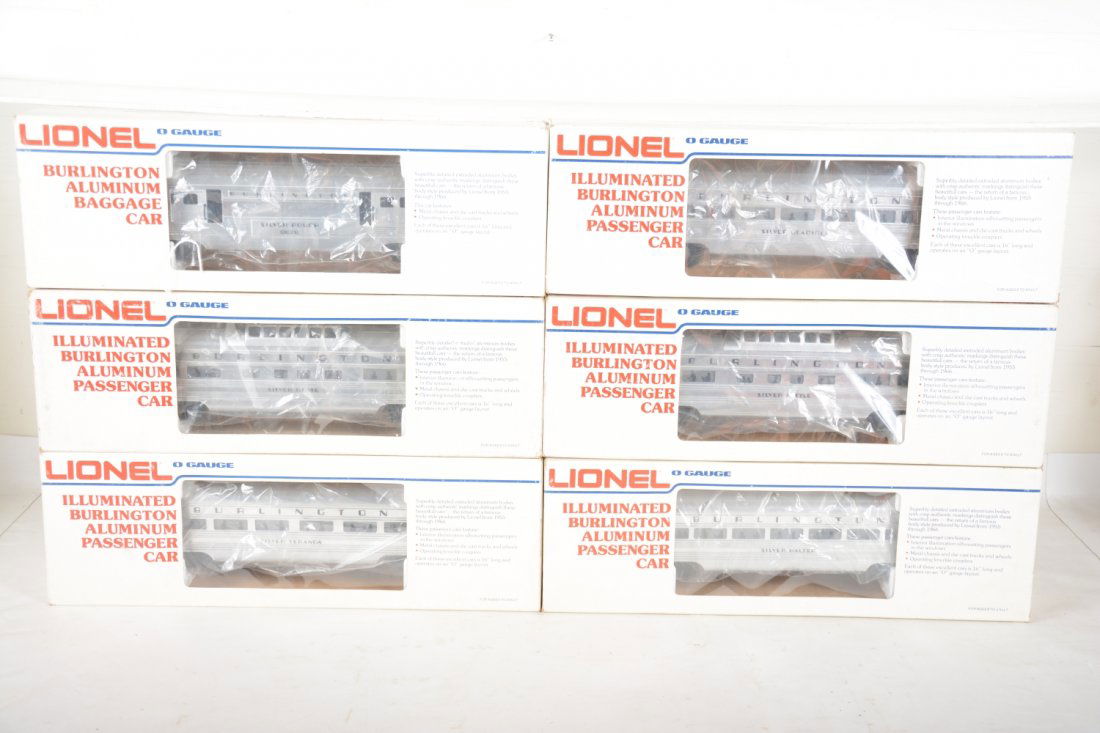 Lionel MPC Burlington Aluminum Passenger Cars (1 of 2)