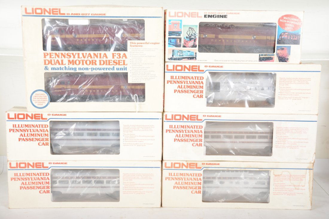 Lionel MPC PRR Diesel Passenger Set (1 of 2)